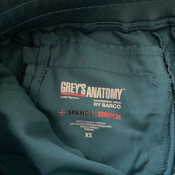 Grey’s Anatomy by Barco joggers - Picture 5 of 6